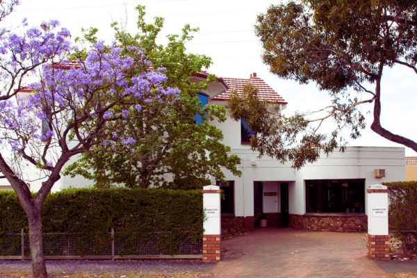 Hamilton House Plastic Surgery Contact Us